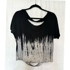 •Distressed tshirt•